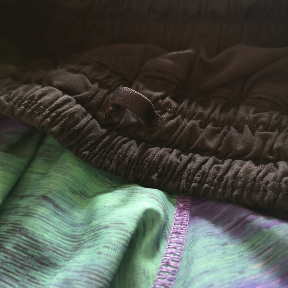 Lululemon Drop It Low ShortRio Nights Multi / Black Size 4 - Picture 10 of 17